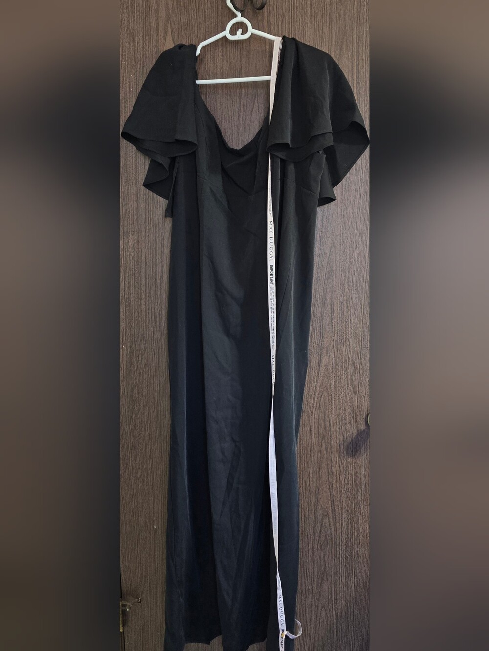 Mac Duggal~Black Crepe Long Dress With Short Ruffle Sleeves -  Size 14 NWT